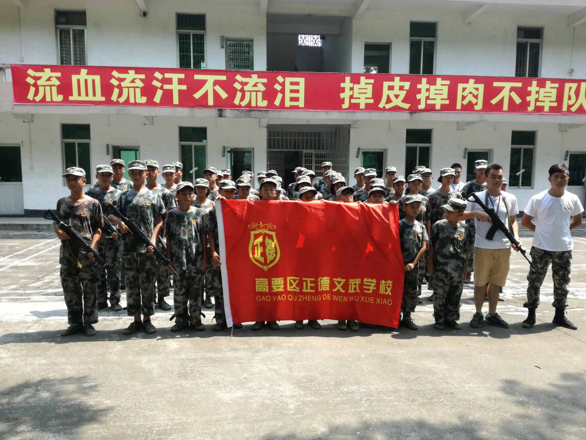 参加“道德模范”巡讲活动之小湘汉塘村